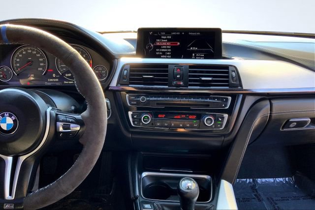 Used 2015 BMW M4 Coupe image 17