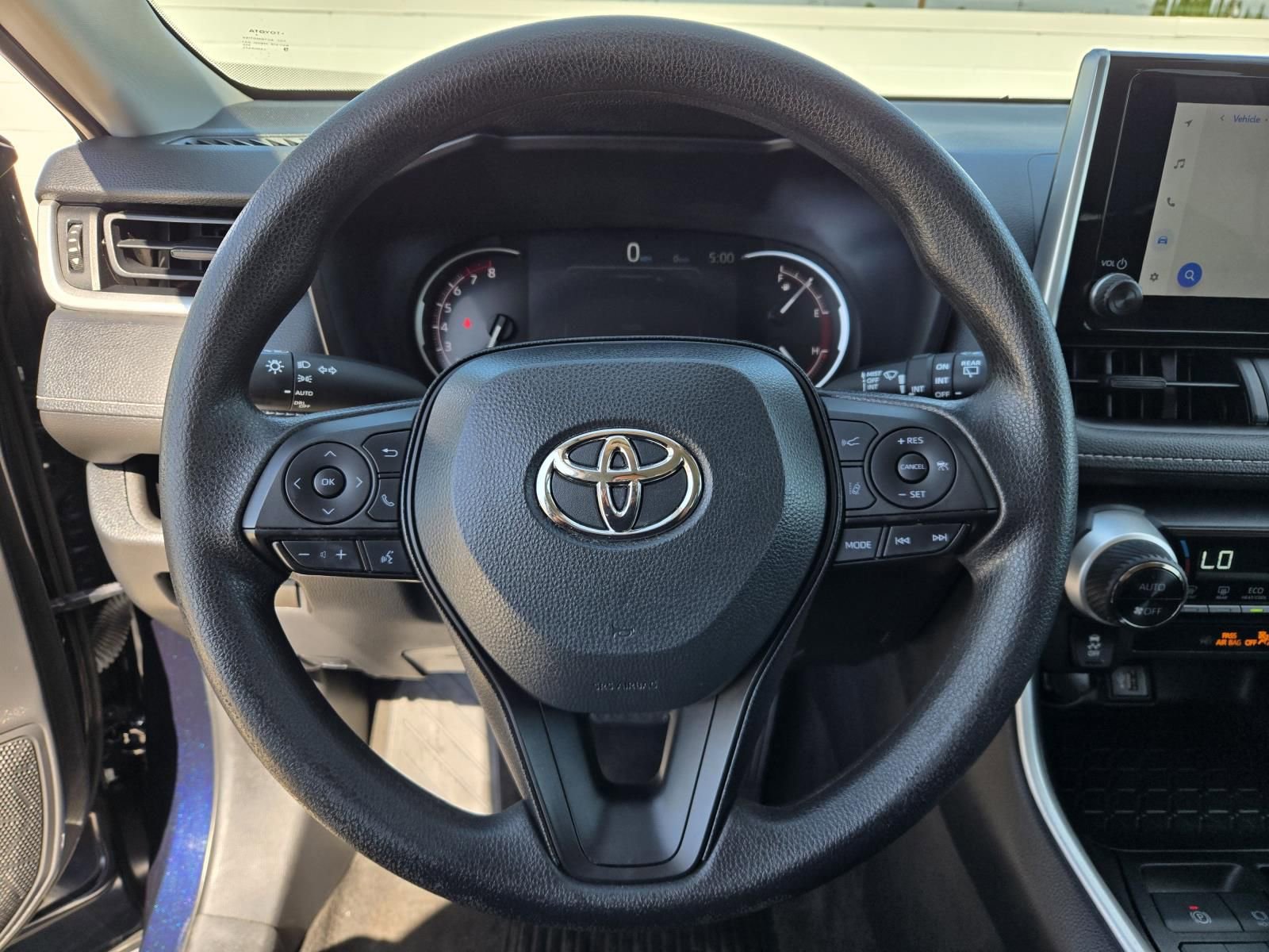 Used 2023 Toyota RAV4 XLE image 17