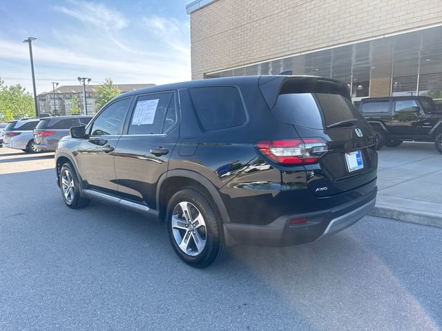 Used 2024 Honda Pilot EX-L image 2