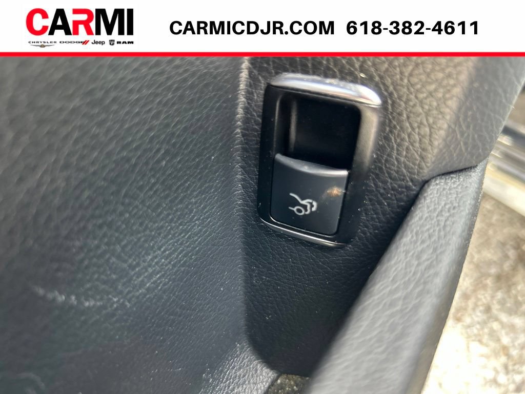 Used 2014 Mercedes-Benz E 350 4MATIC Wagon image 15