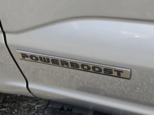 New 2025 Ford F150 XLT w/ Equipment Group 302A MID image 8