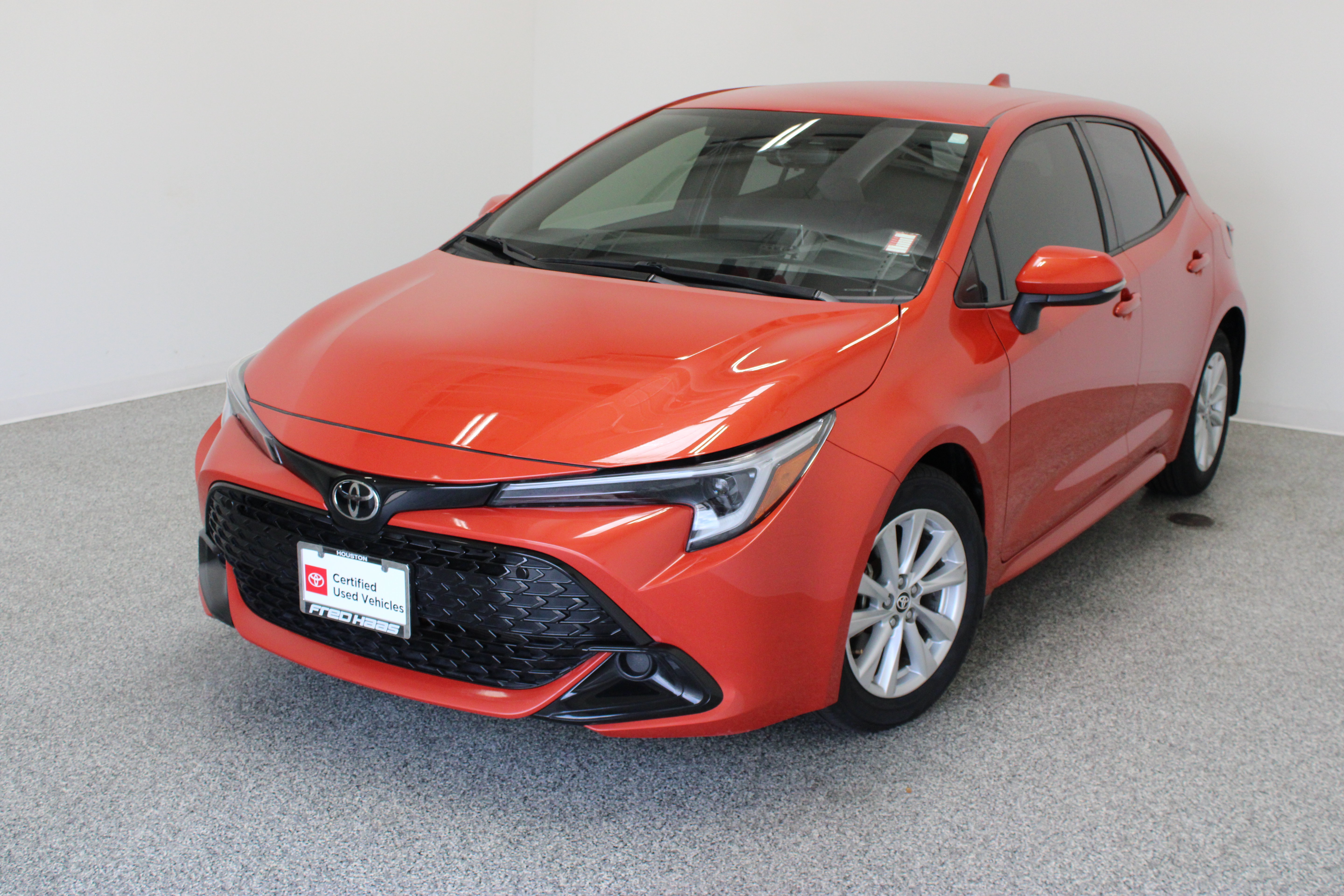 Certified 2024 Toyota Corolla SE FWD image 2