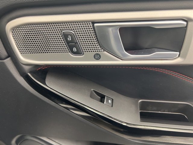 Used 2022 Ford Explorer ST-Line image 26