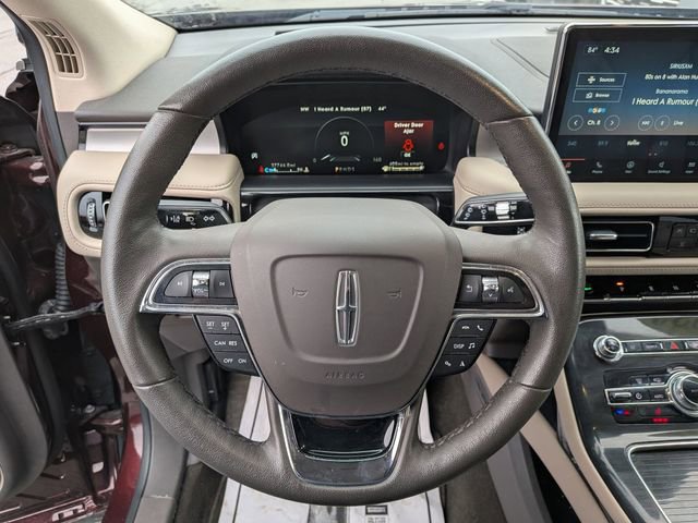 Used 2023 Lincoln Nautilus AWD w/ Premium Package image 9