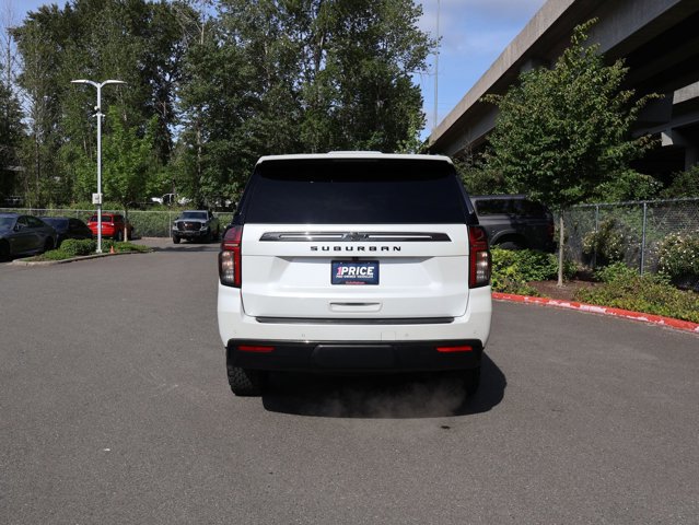 Used 2022 Chevrolet Suburban Z71 w/ Luxury Package AWD/4WD image 9