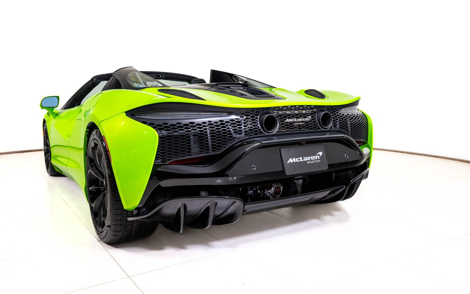 New 2026 McLaren Artura Spider image 13