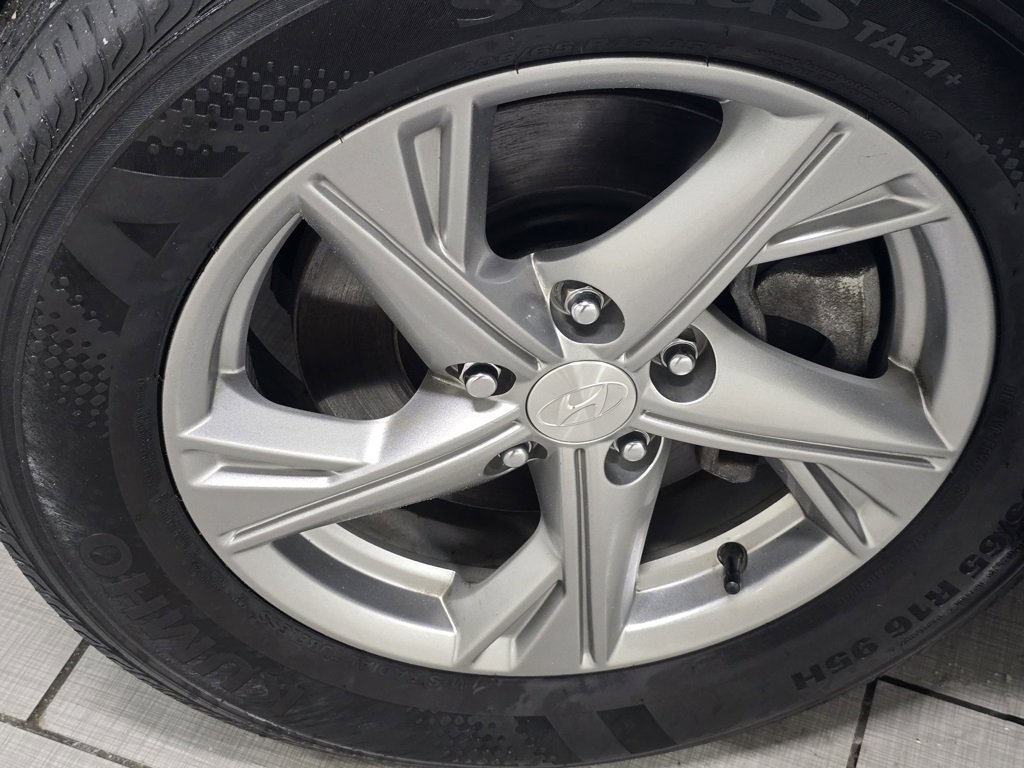 Used 2023 Hyundai Sonata SE image 7