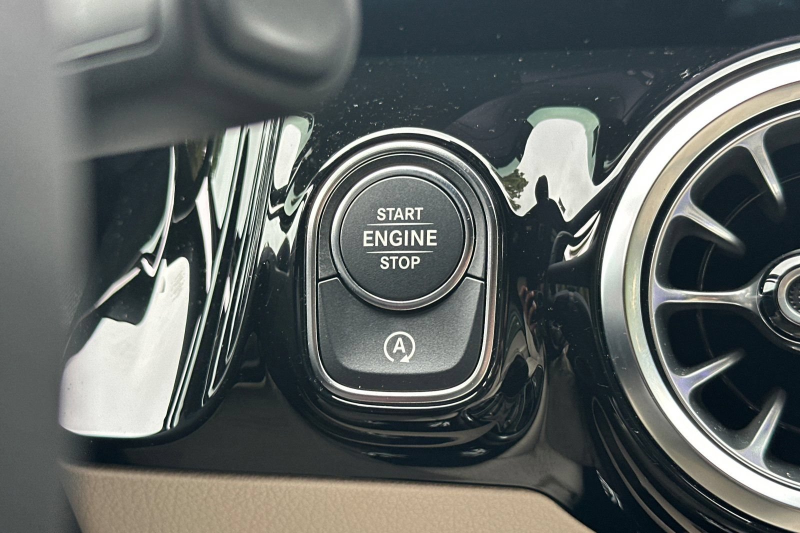 Certified 2026 Mercedes-Benz GLA 250 image 32