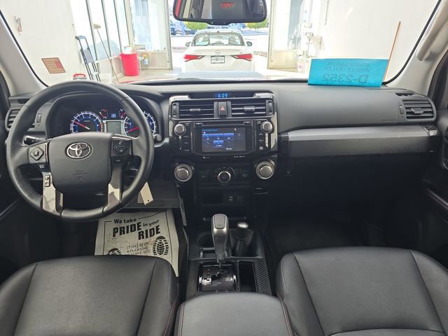 Used 2018 Toyota 4Runner SR5 image 12