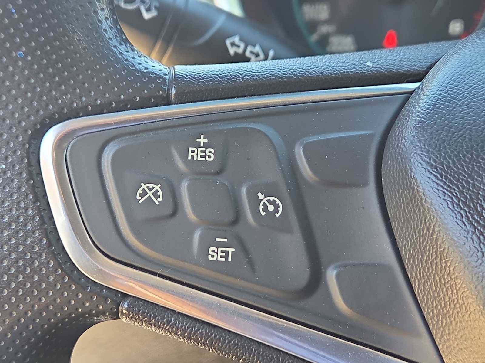 Used 2020 Chevrolet Malibu LT image 23