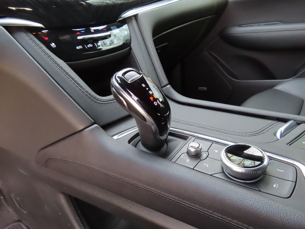 Certified 2024 Cadillac XT6 Premium Luxury image 23