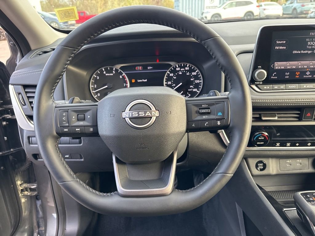 Certified 2026 Nissan Rogue SV AWD/4WD image 26