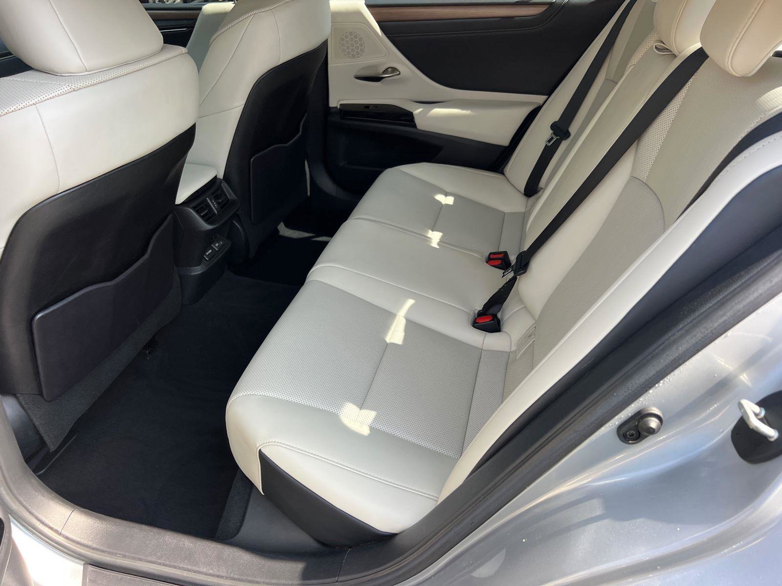 Certified 2023 Lexus ES 350 w/ Premium Package image 14