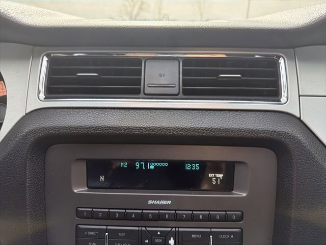 Used 2010 Ford Mustang Premium image 18