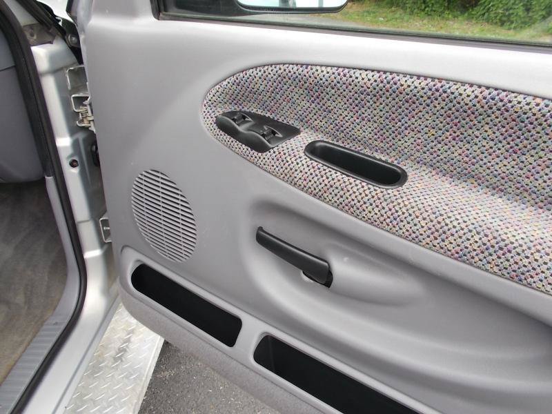 Used 2001 Dodge Ram 3500 Truck 4x4 Quad Cab image 27