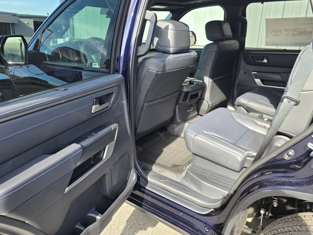 New 2026 Toyota Sequoia Platinum AWD/4WD image 8