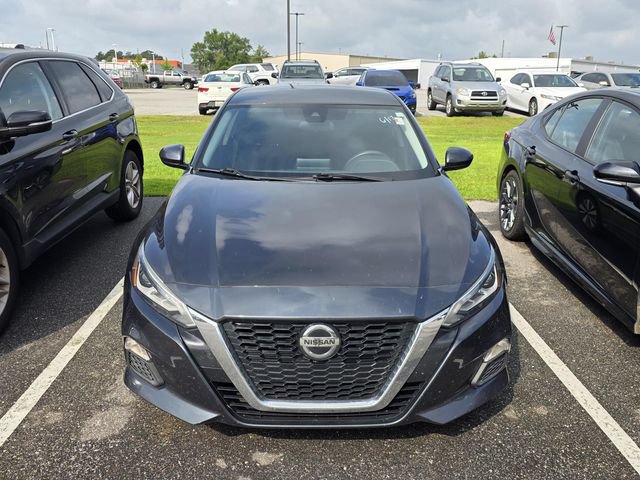 Used 2022 Nissan Altima 2.5 SV FWD image 2