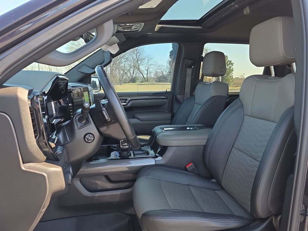 Certified 2022 Chevrolet Silverado 1500 ZR2 w/ Technology Package image 20