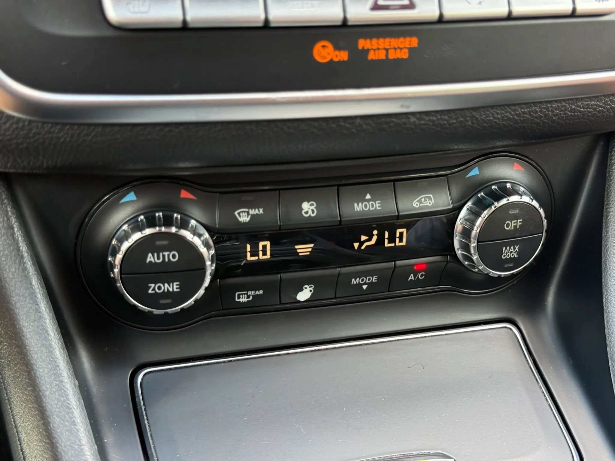 Used 2020 Mercedes-Benz GLA 250 w/ Premium Package image 23