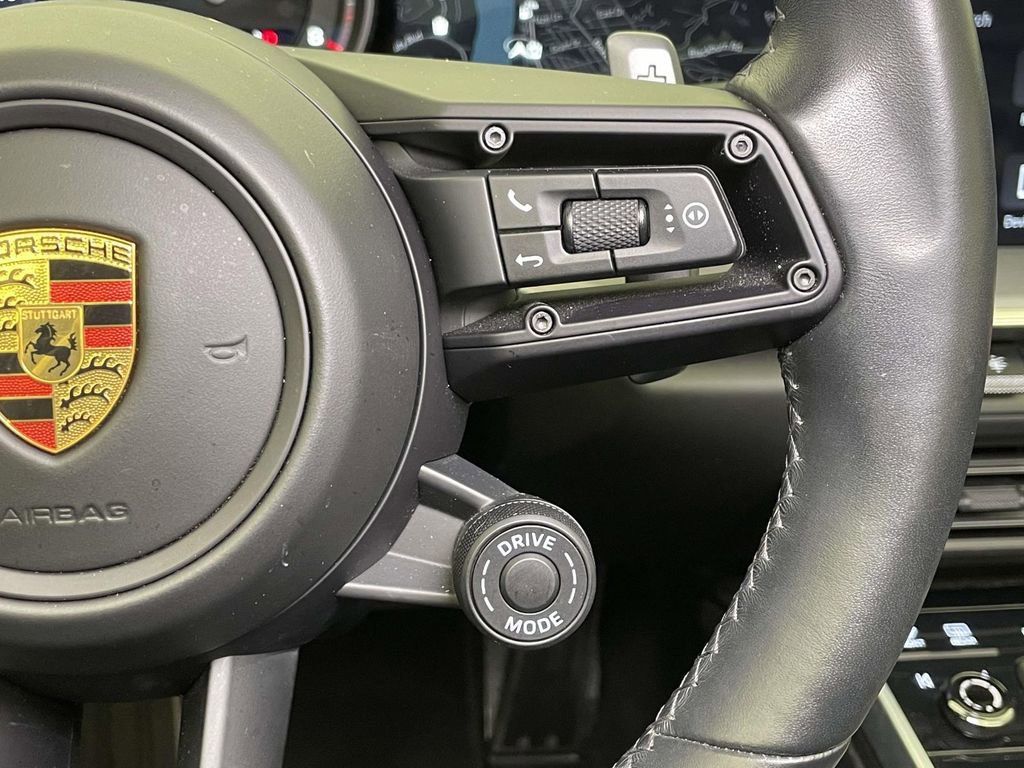 Certified 2022 Porsche 911 Targa 4S image 37