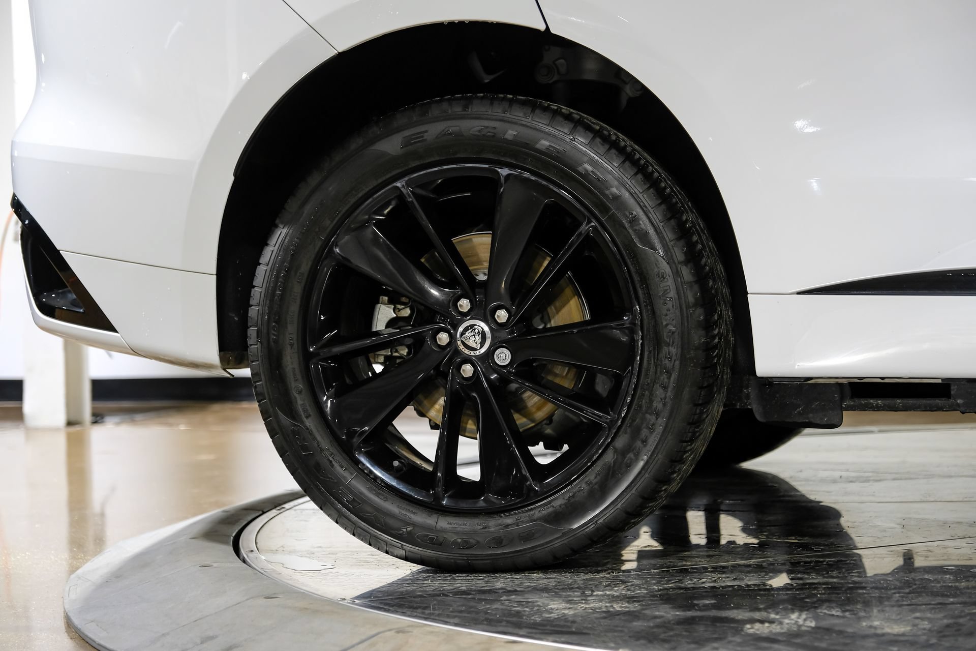 Used 2024 Jaguar F-PACE R-Dynamic S AWD/4WD image 67