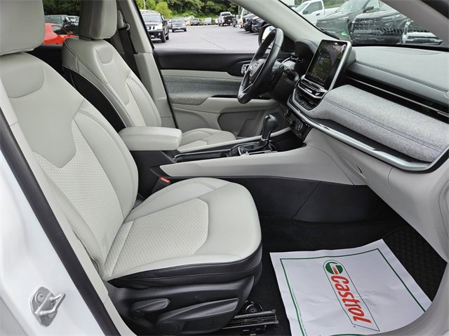 Used 2022 Jeep Compass Latitude w/ Convenience Group image 16