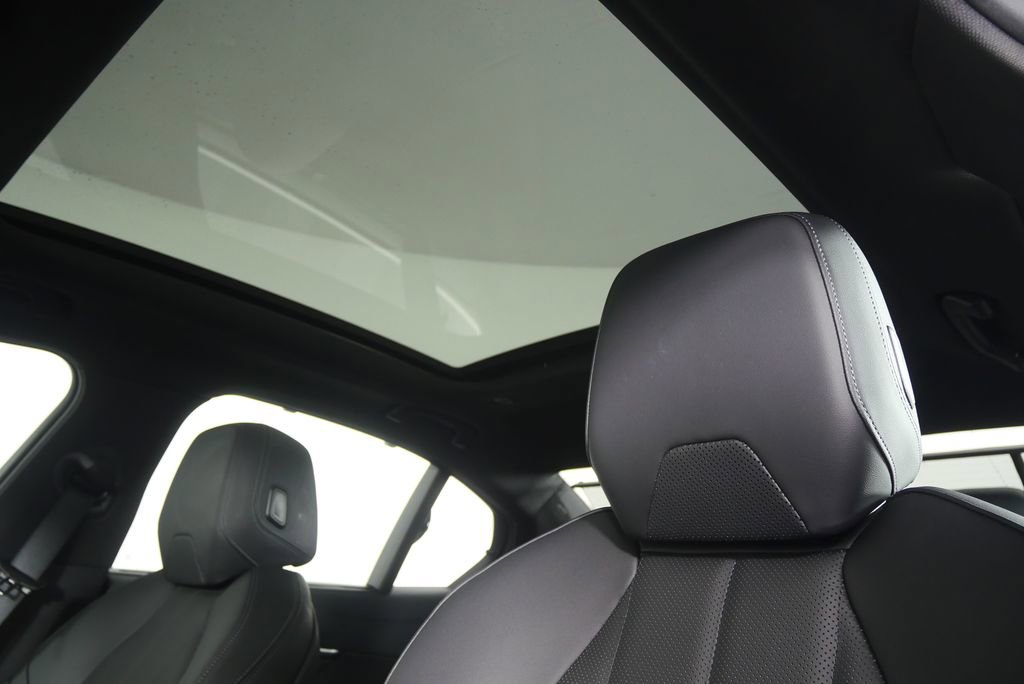 Certified 2025 BMW 540i xDrive image 10