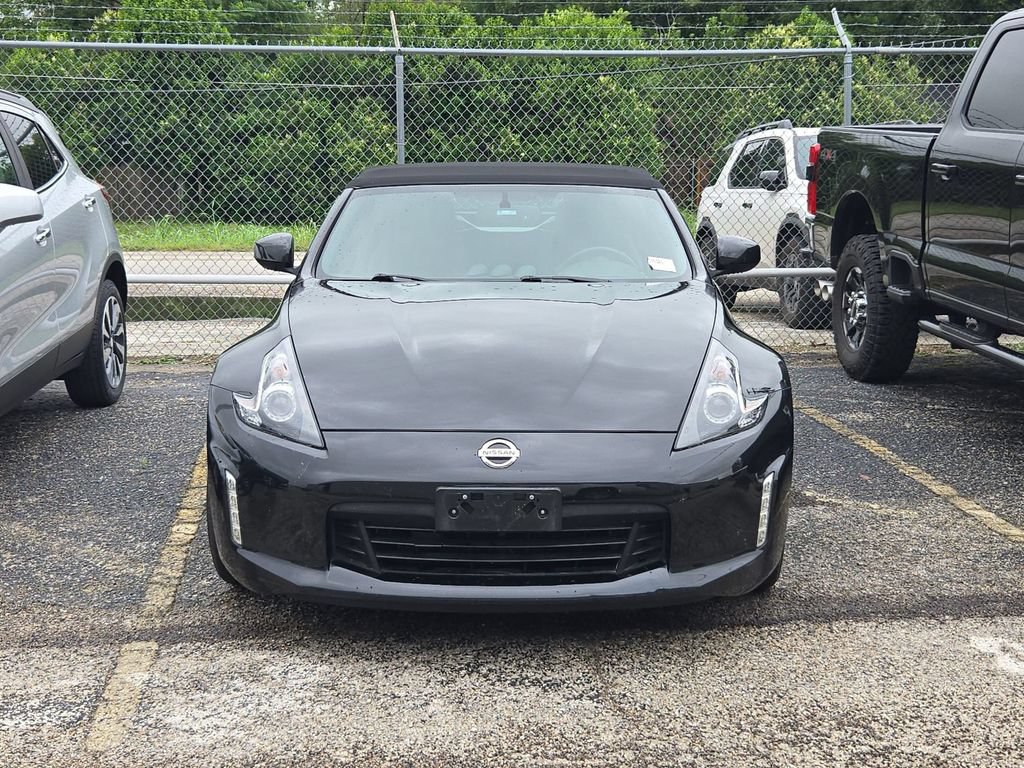Used 2018 Nissan 370Z Touring Sport RWD image 5