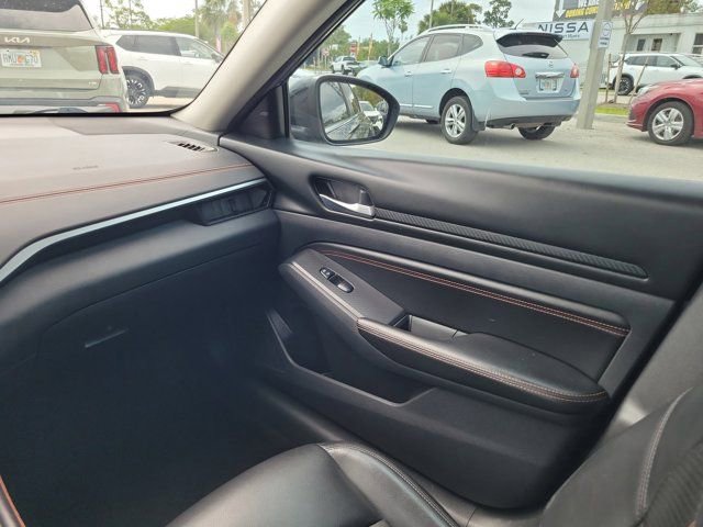 Certified 2021 Nissan Altima 2.0 SR image 18