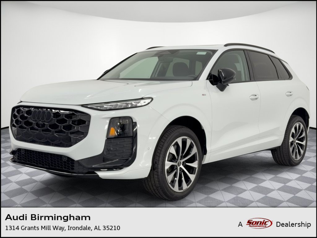 Used 2026 Audi Q3 quattro 2.0T w/ Driver Assistance Package