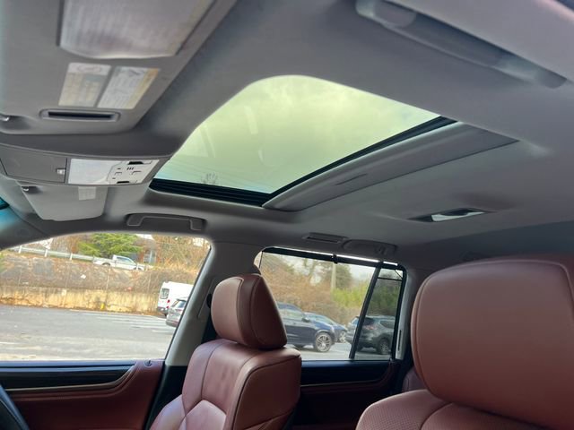 Used 2019 Lexus LX 570 570 image 16