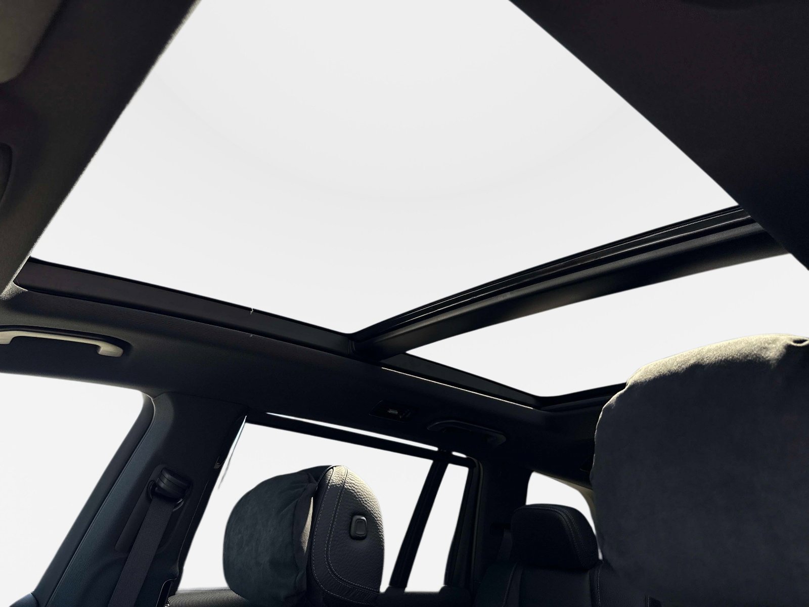 New 2026 Mercedes-Benz GLS 450 4MATIC image 25