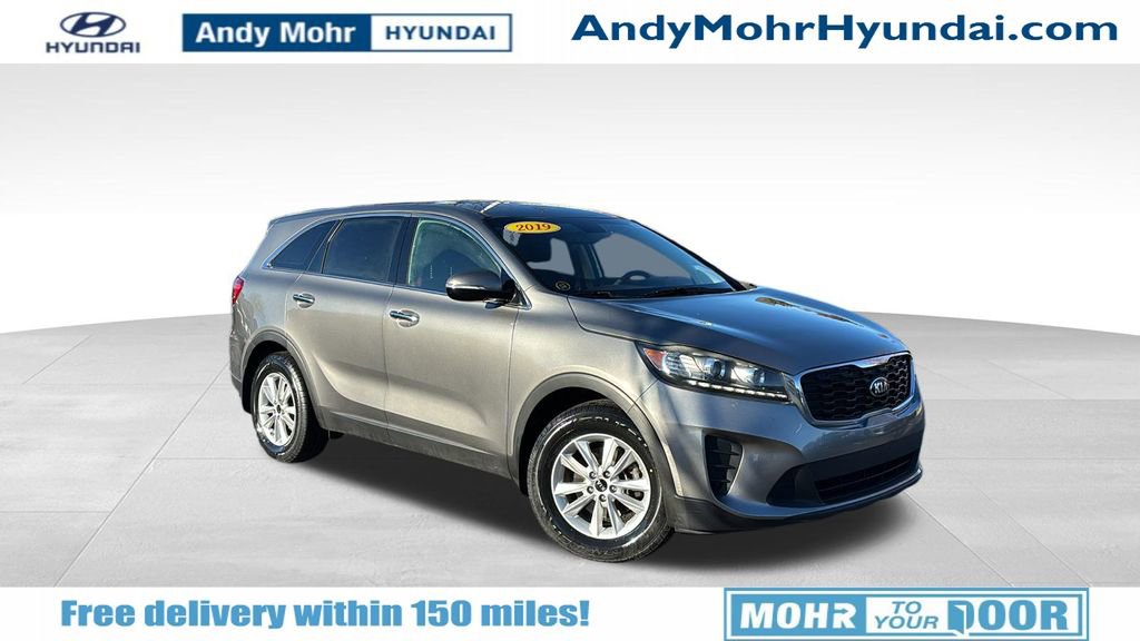 Used 2019 Kia Sorento LX image 1