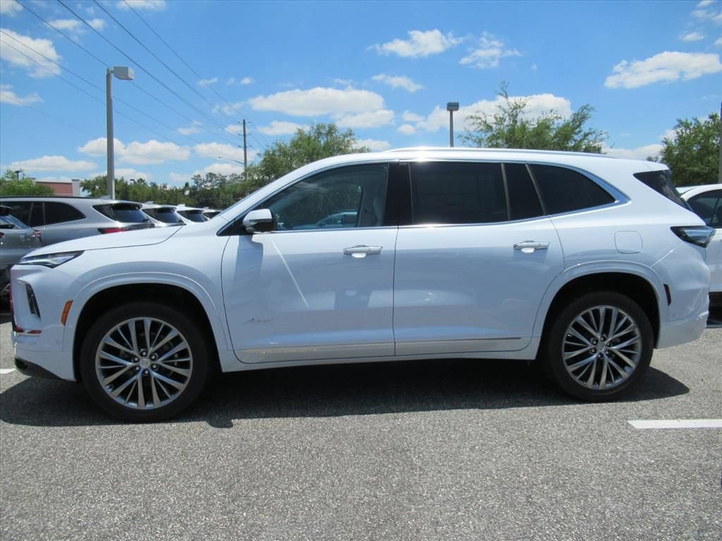 New 2026 Buick Enclave Avenir w/ Super Cruise Package FWD image 4