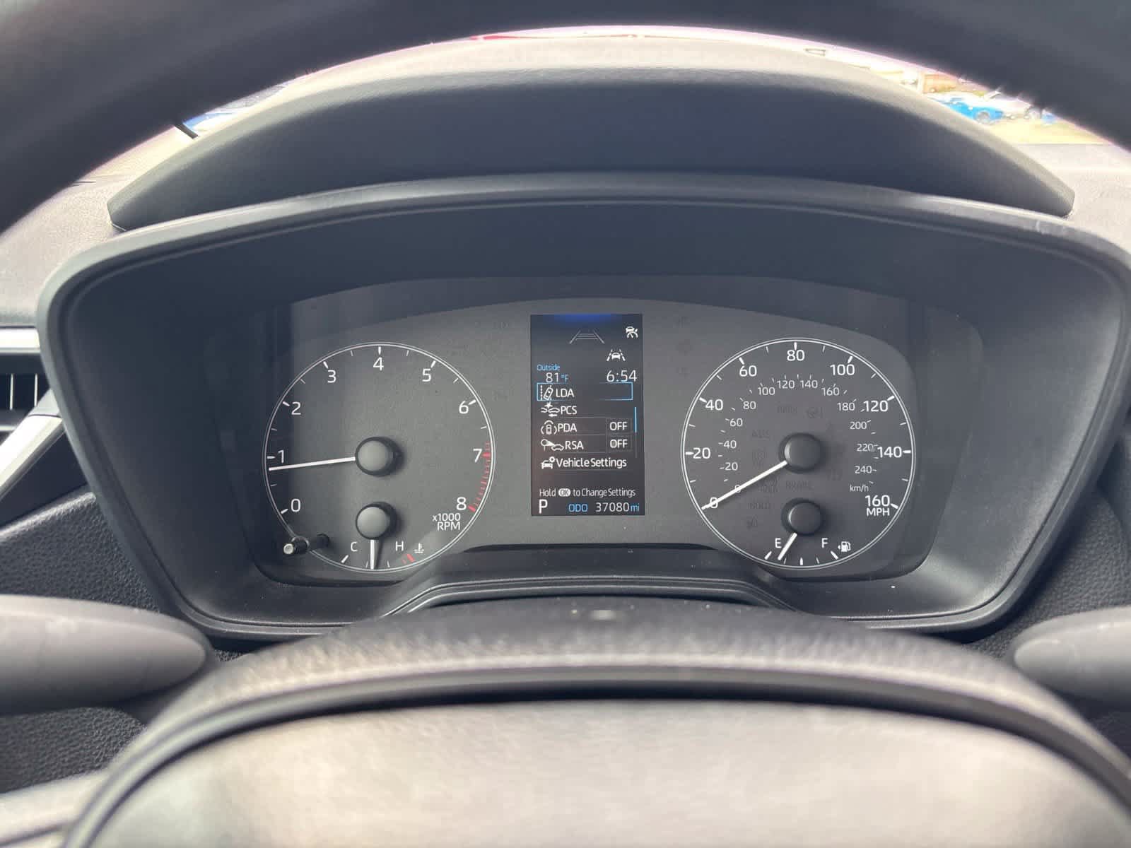 Used 2025 Toyota Corolla LE FWD image 22