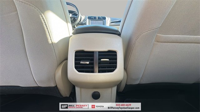 Used 2020 Ford Fusion SE image 13