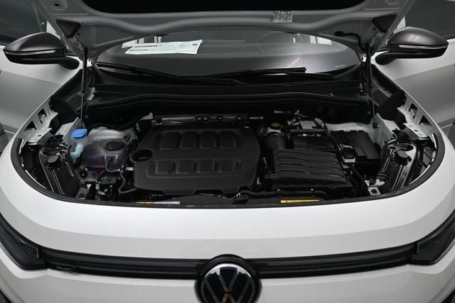 New 2026 Volkswagen Tiguan SE R-Line AWD/4WD image 15