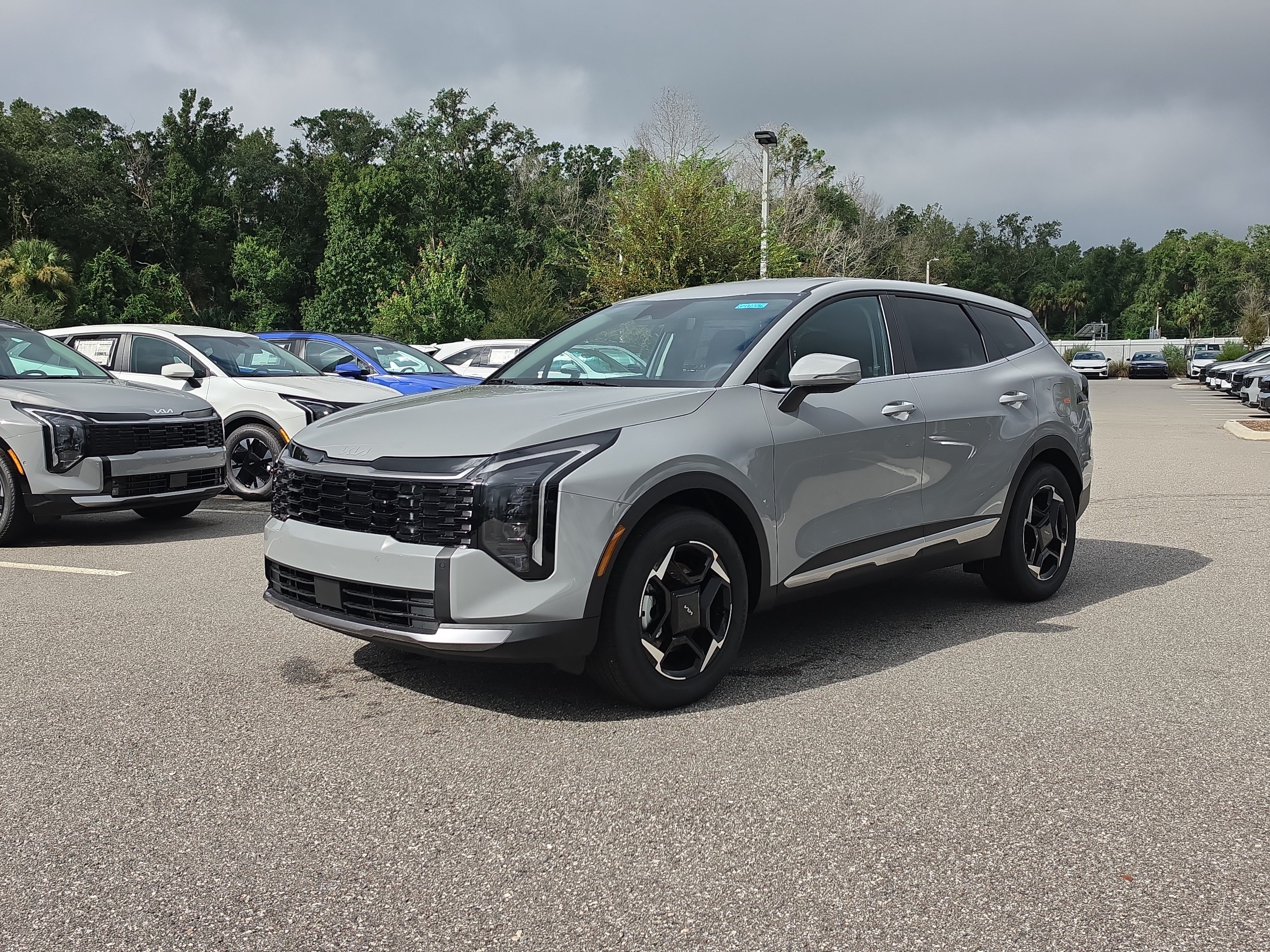 New 2027 Kia Sportage EX FWD image 4