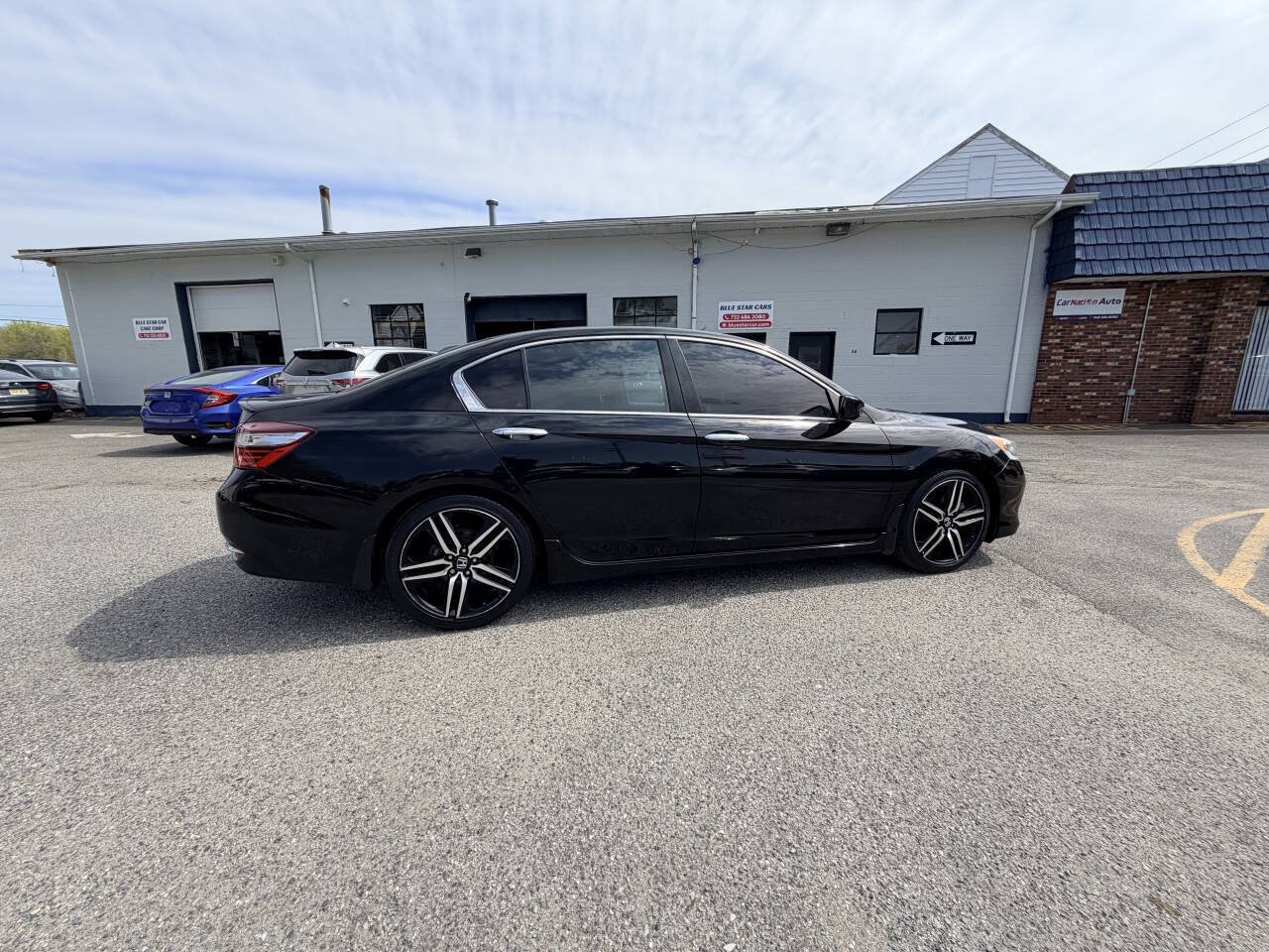 Used 2017 Honda Accord Sport image 55