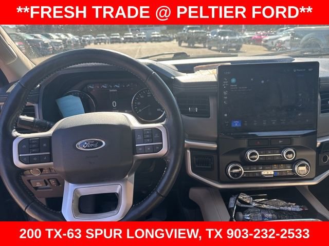 Used 2022 Ford Expedition XLT image 13