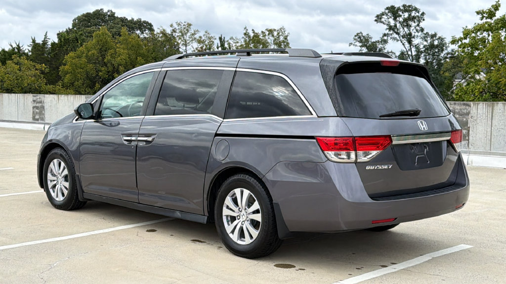 Used 2016 Honda Odyssey EX-L image 3