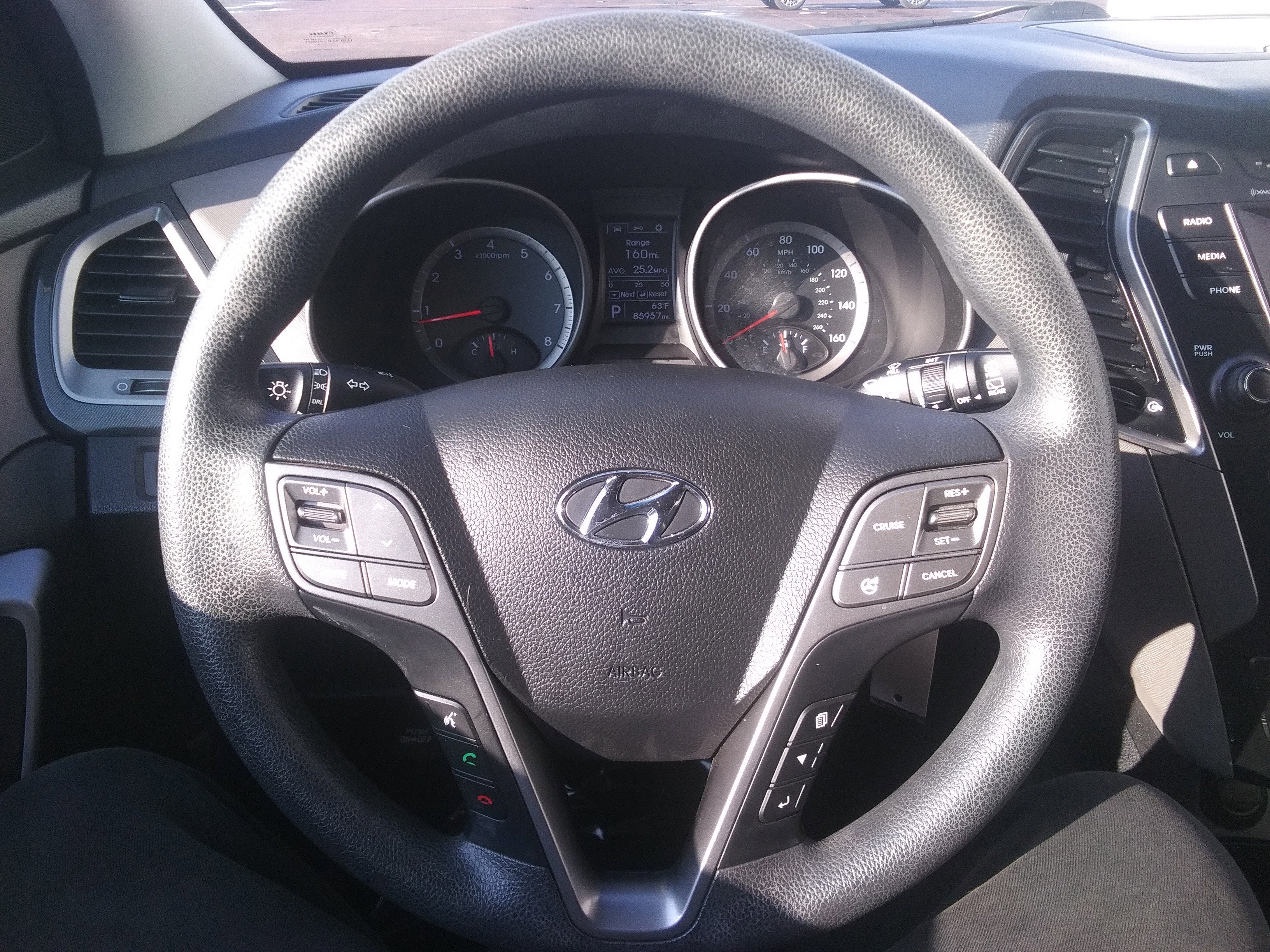 Used 2016 Hyundai Santa Fe Sport image 13