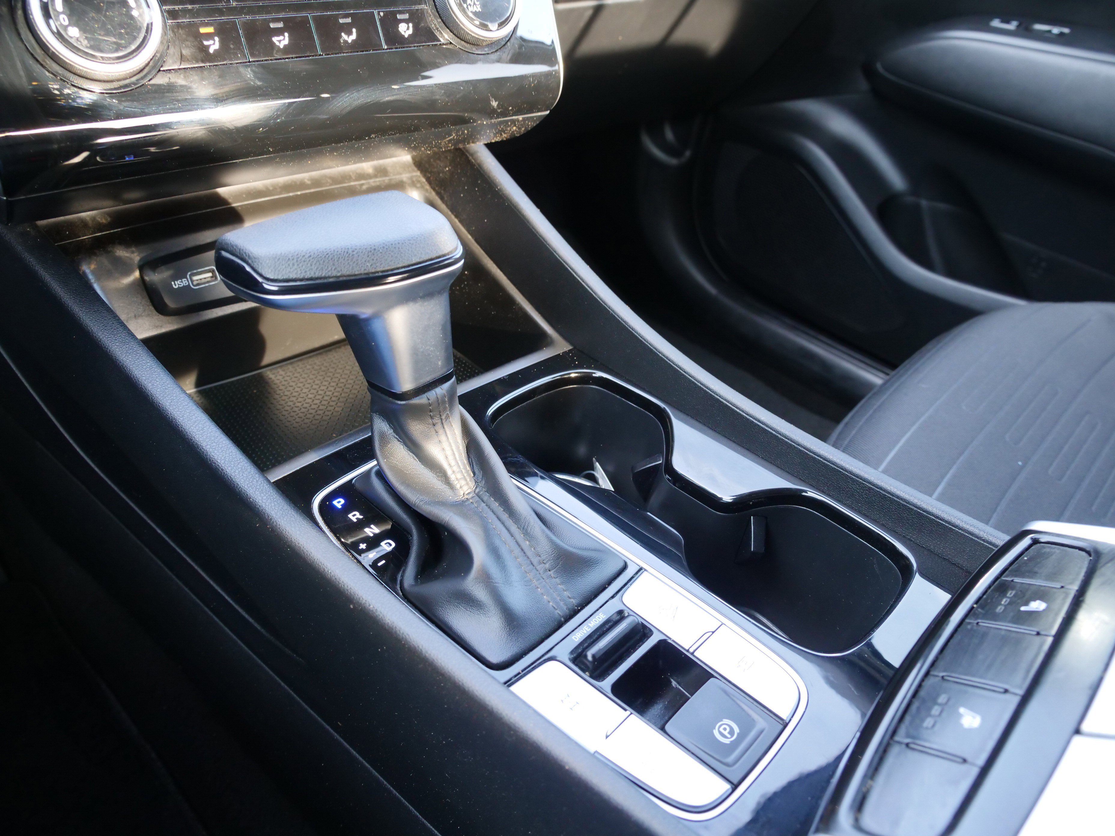 Used 2023 Hyundai Santa Cruz SEL image 26