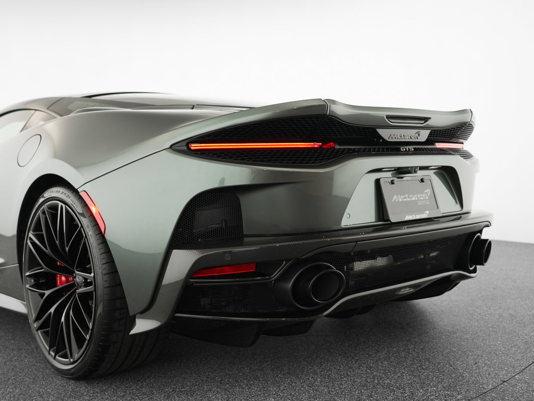 New 2026 McLaren GTS RWD image 40