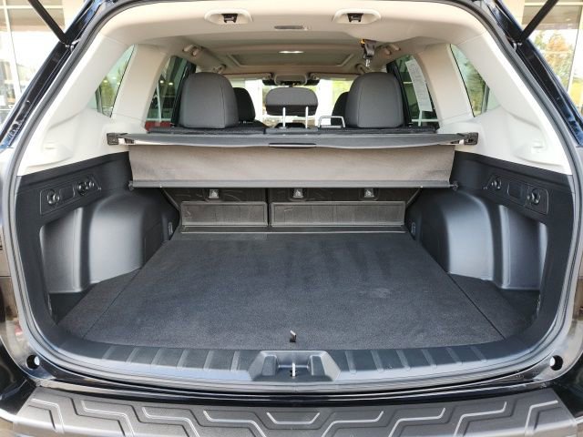 Used 2023 Subaru Forester Premium AWD/4WD image 20