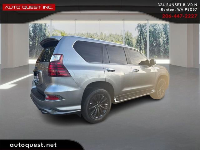 Used 2022 Lexus GX 460 Premium w/ Accessory Package image 5