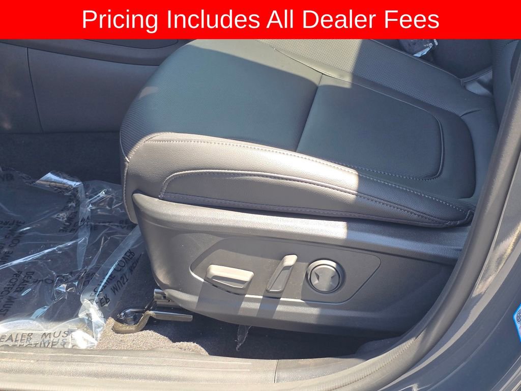 Used 2025 Hyundai Tucson SEL FWD image 12