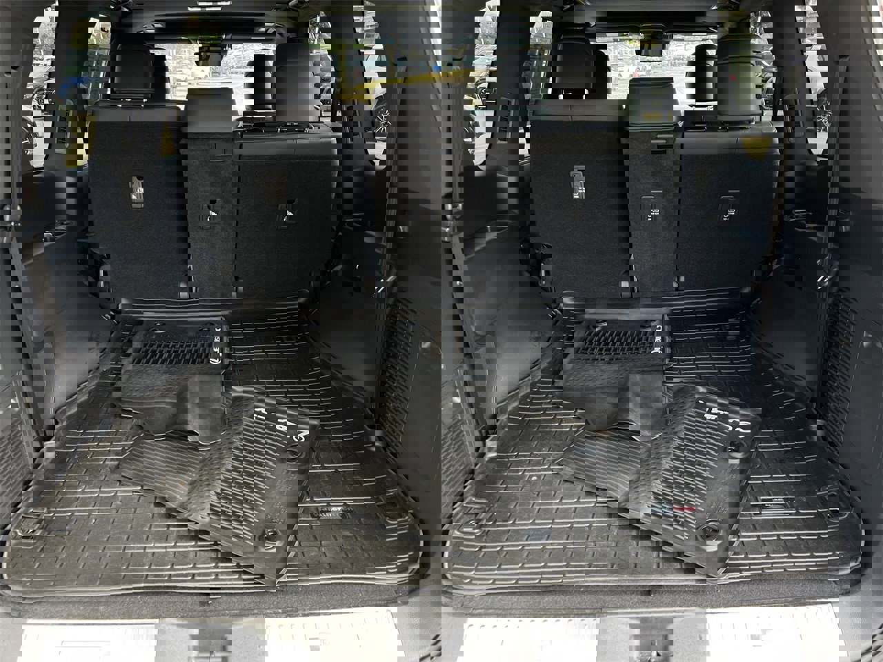 Used 2023 Lexus LX 600 F Sport image 32