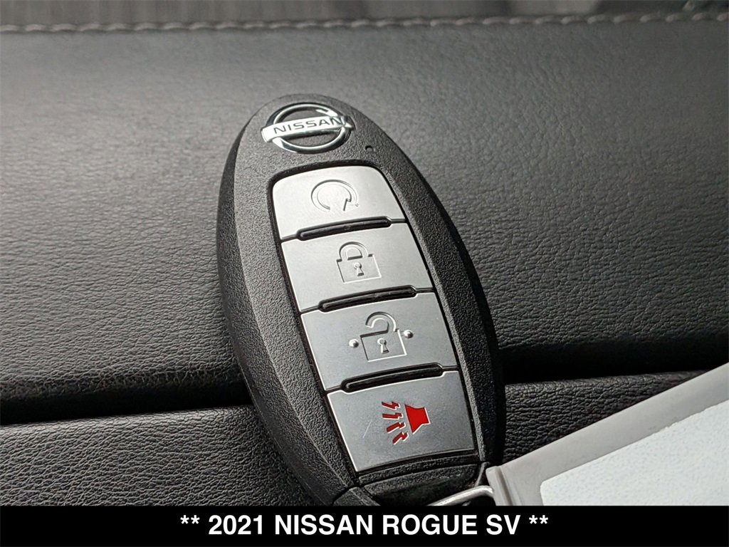 Used 2021 Nissan Rogue SV image 28