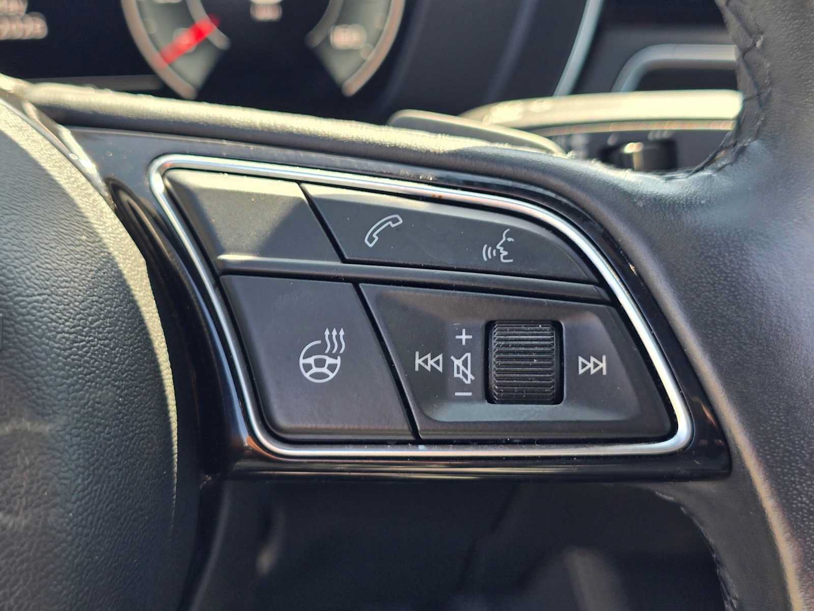 Used 2022 Audi A4 2.0T Premium Plus AWD/4WD image 32
